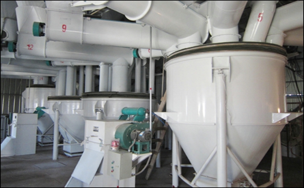 顆粒飼料機(jī)械多少錢一套?其進(jìn)行操作時的要點又有哪些呢?