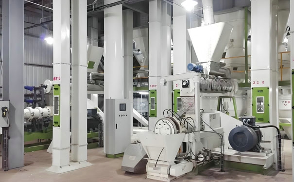 飼料成套設(shè)備在現(xiàn)代農(nóng)業(yè)中發(fā)揮越來越重要的作用